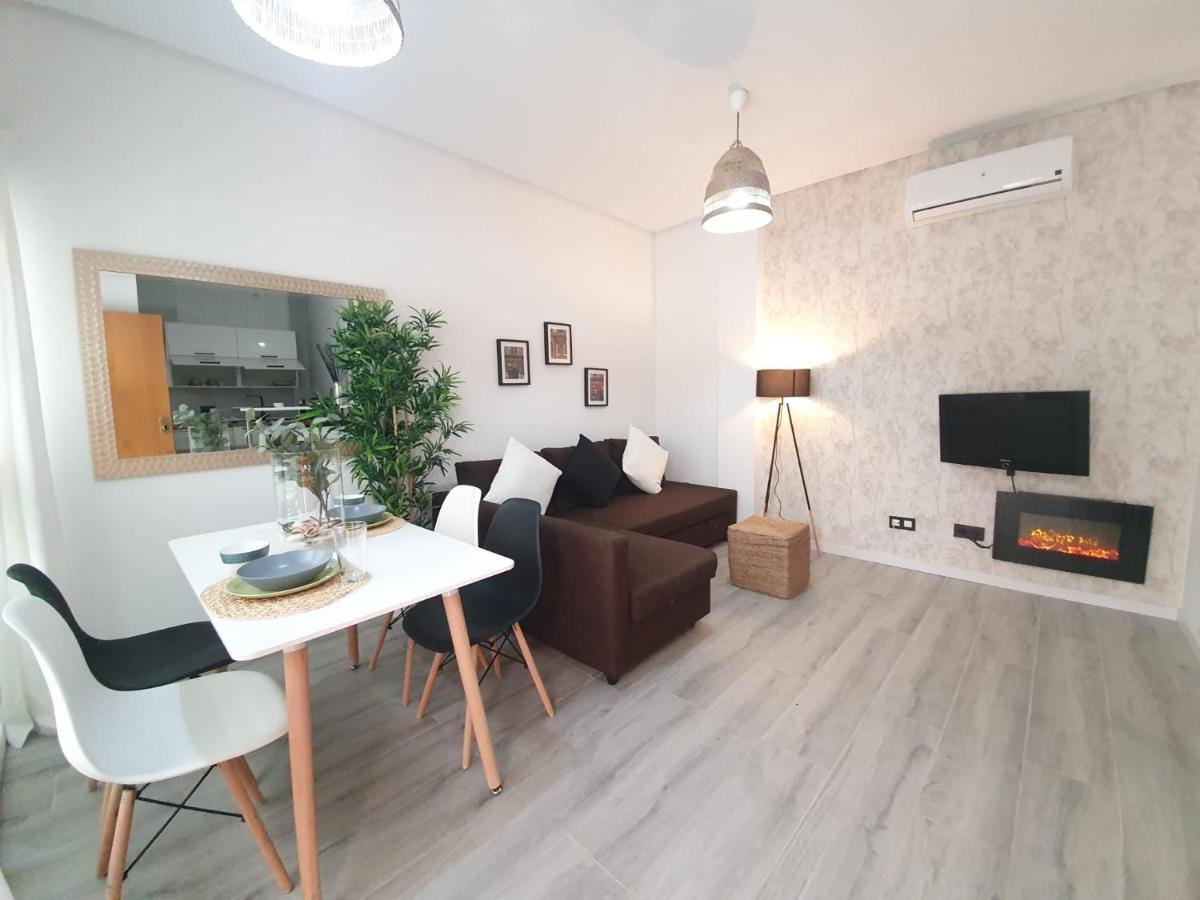 Apartamentos Alamos Málaga Eksteriør bilde