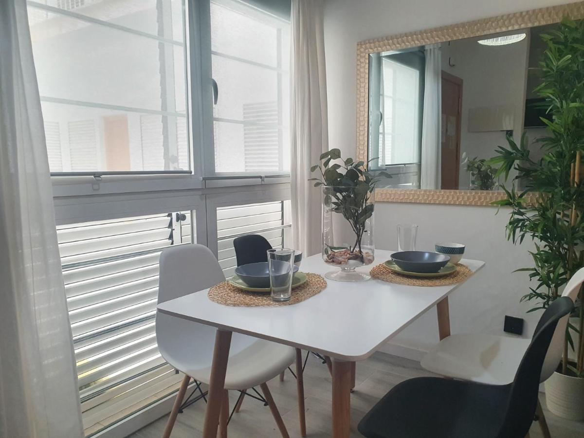 Apartamentos Alamos Málaga Eksteriør bilde